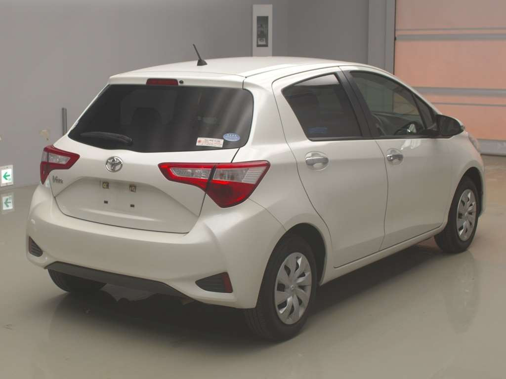 2019 Toyota Vitz KSP130[1]