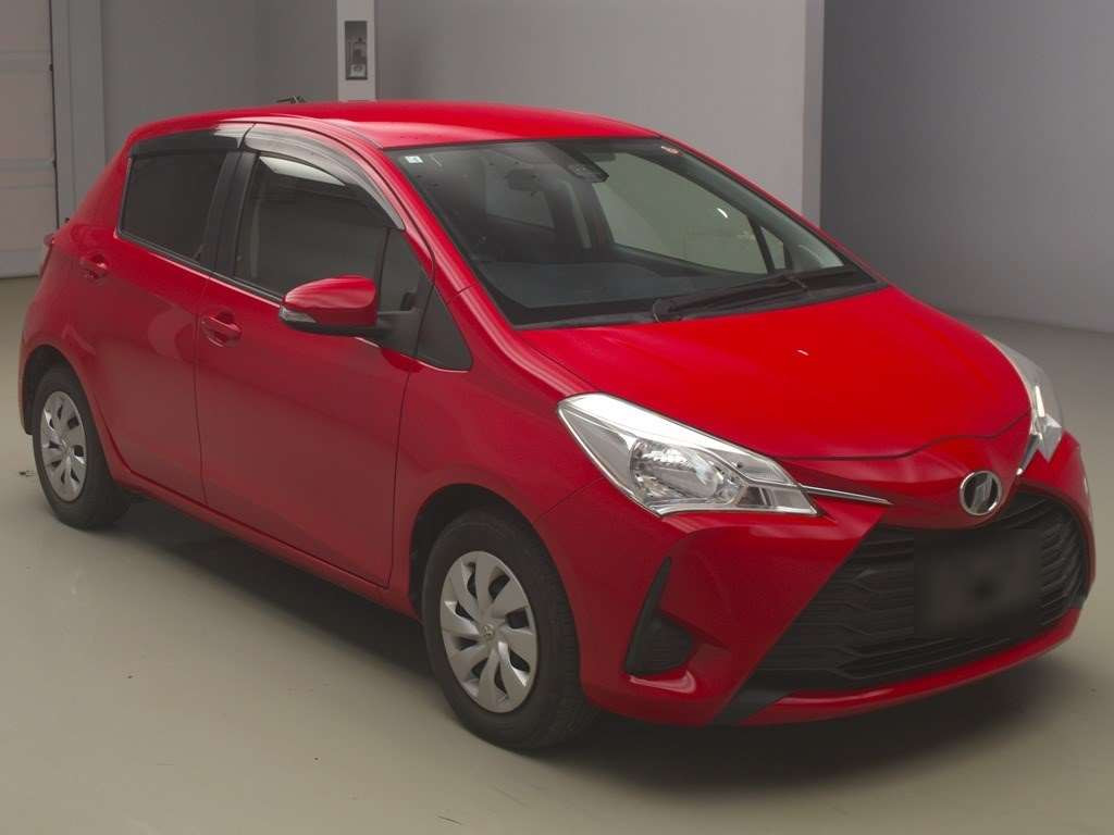 2017 Toyota Vitz KSP130[2]