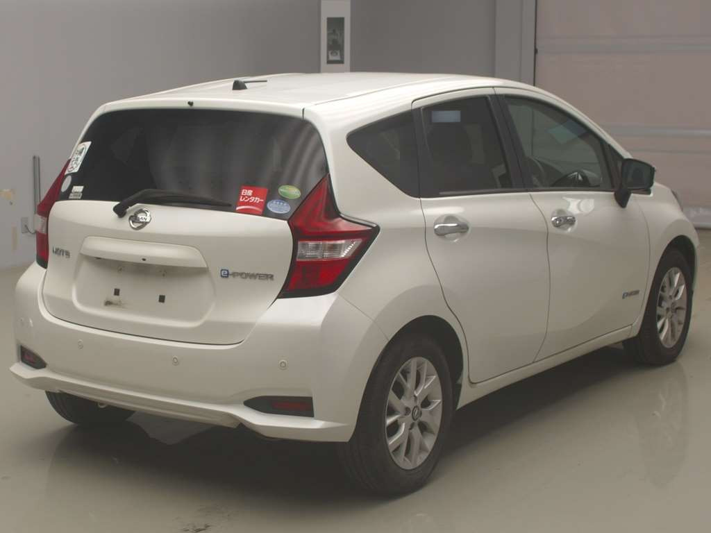 2014 Nissan Note E12[1]