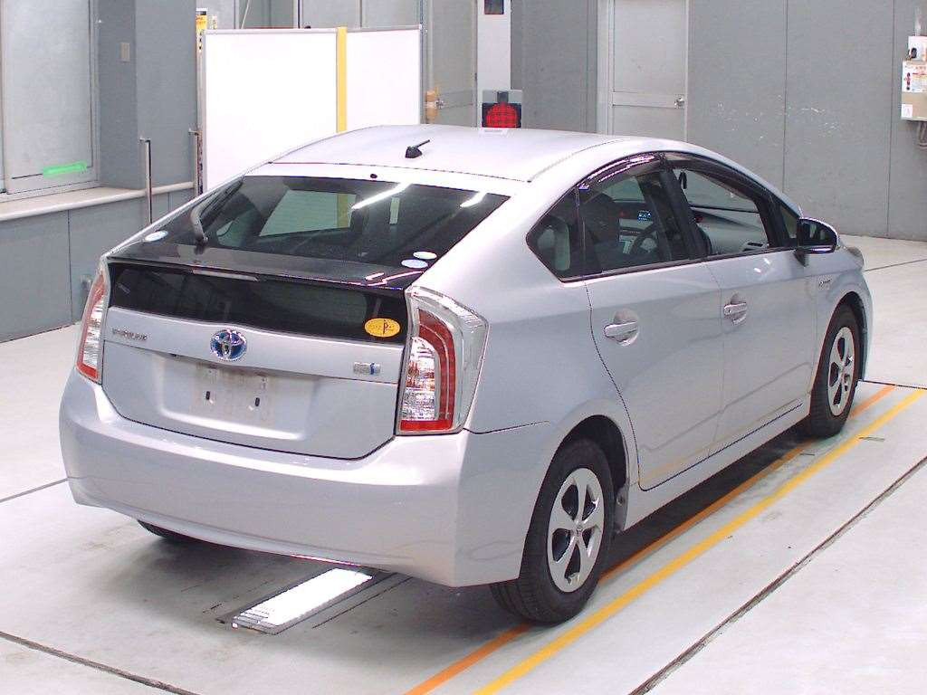 2012 Toyota Prius ZVW30[1]