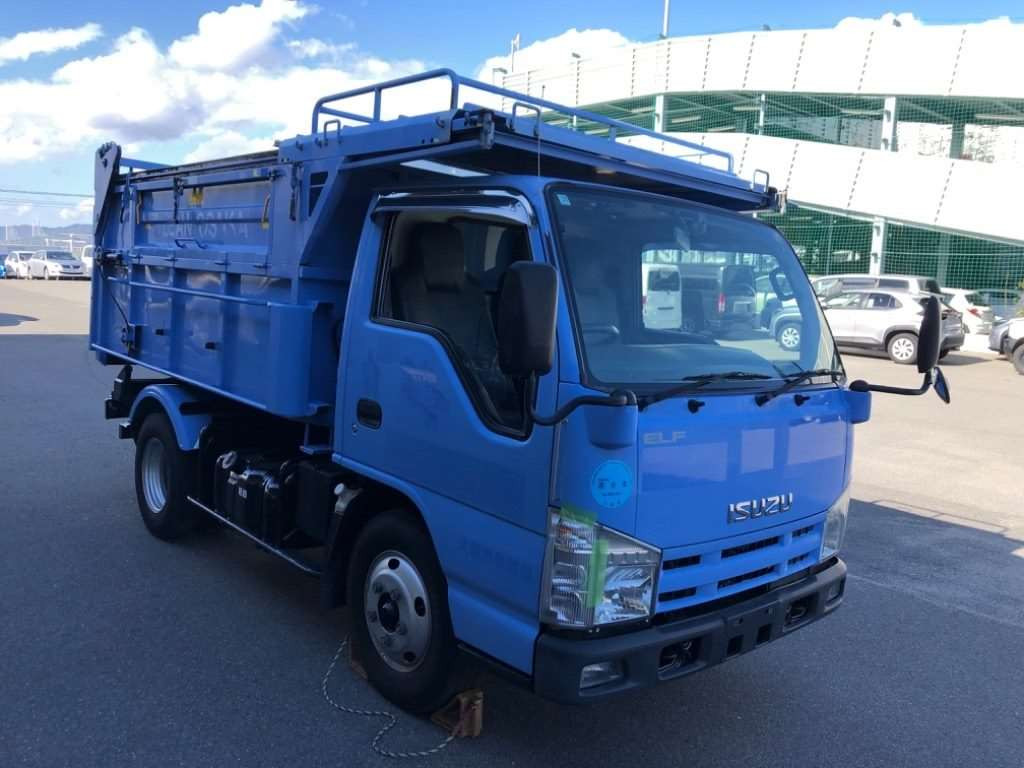 2009 Isuzu Elf Truck NKR85AD[2]