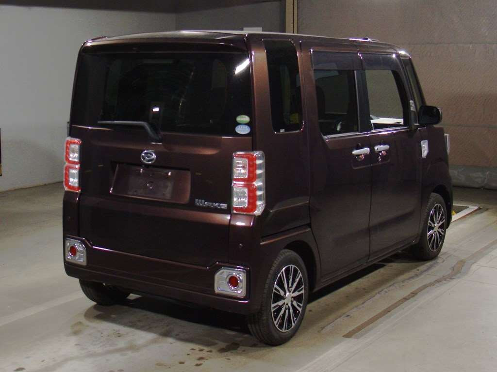 2018 Daihatsu Wake LA700S[1]