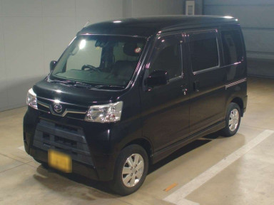 2018 Daihatsu Atrai Wagon