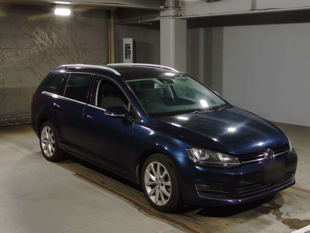 2015 Volkswagen Golf AUCHP[2]