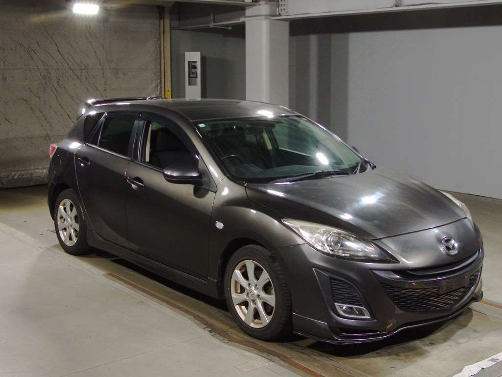 2010 Mazda Axela Sport BL5FW[2]