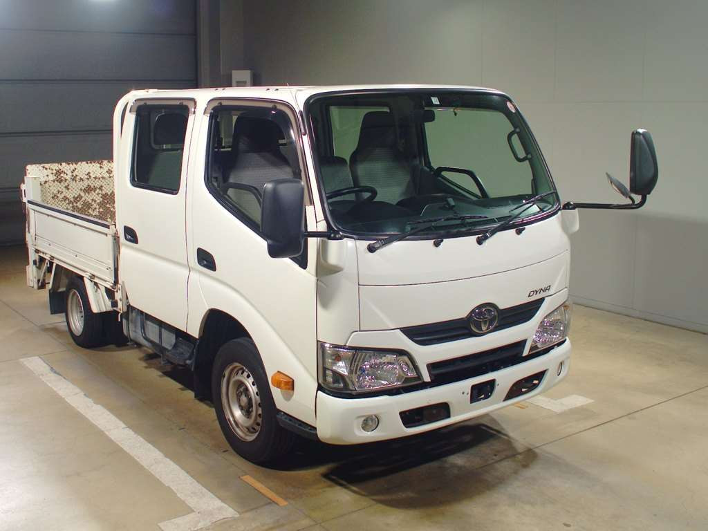 2016 Toyota Dyna Truck TRY230[2]