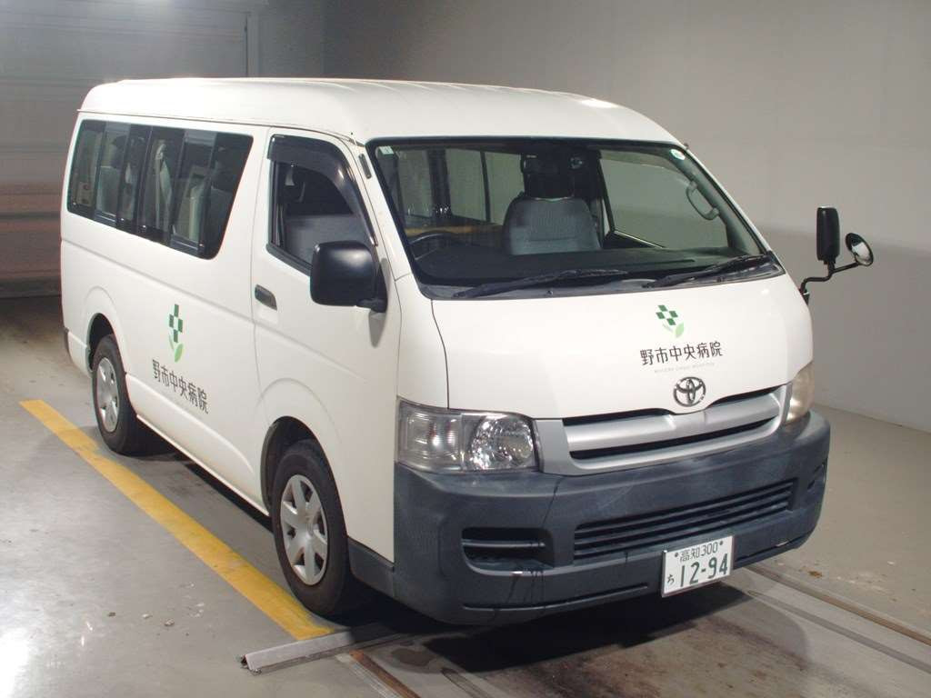 2007 Toyota Hiace Wagon TRH214W[2]