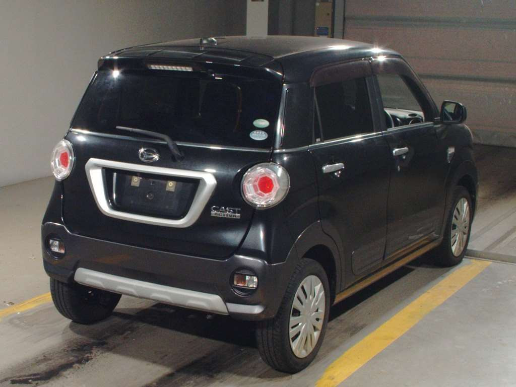 2015 Daihatsu Cast LA250S[1]