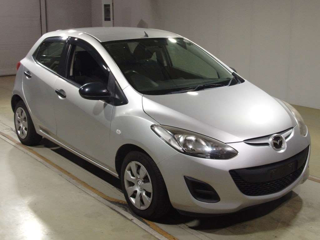 2012 Mazda Demio DE3FS[2]