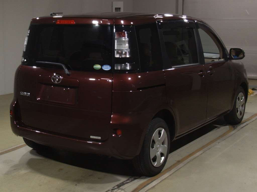 2014 Toyota Sienta NCP81G[1]