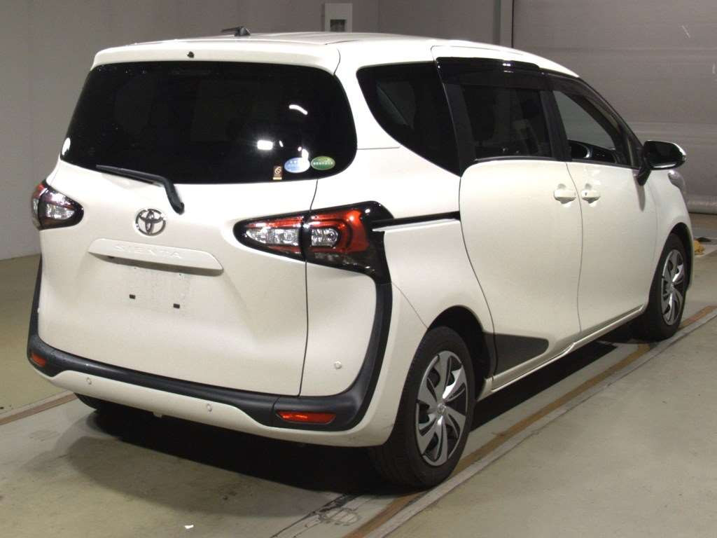 2019 Toyota Sienta NSP170G[1]