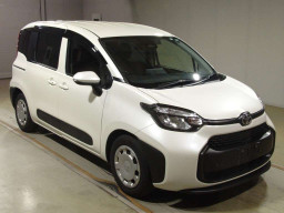 2023 Toyota Sienta