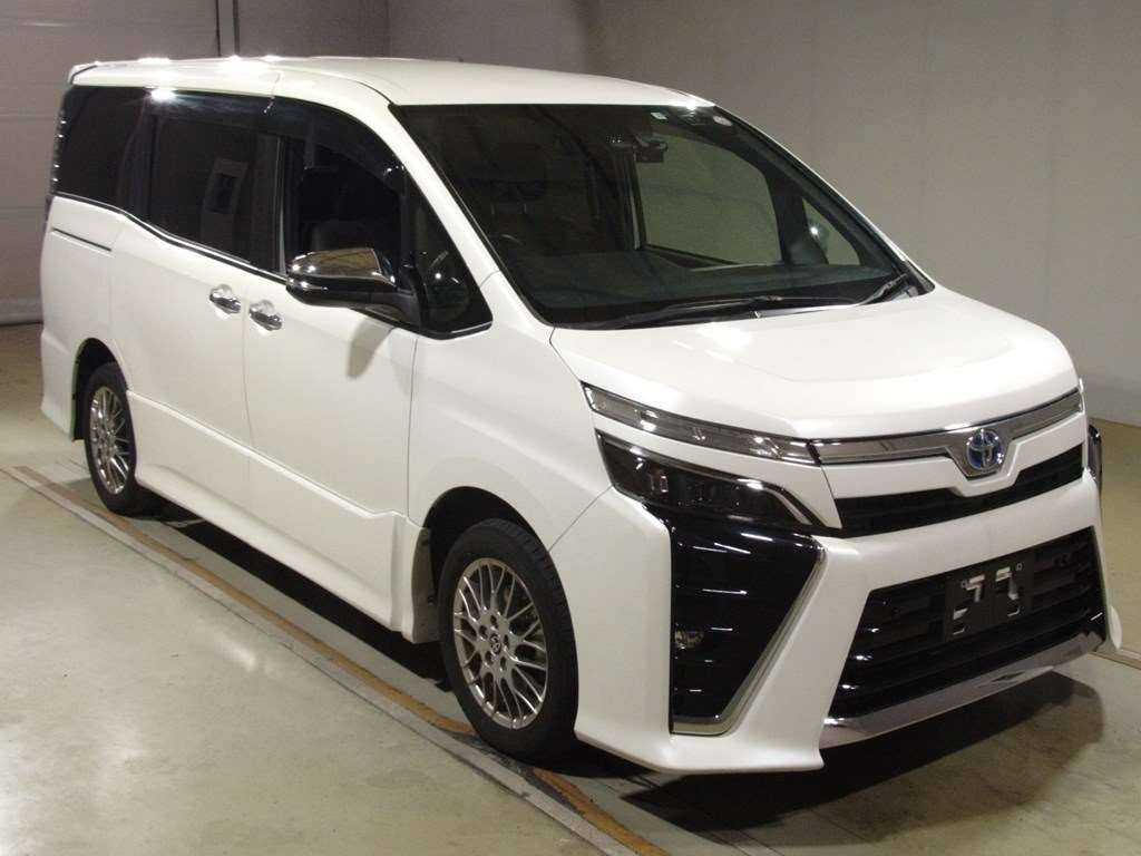 2021 Toyota Voxy ZWR80W[2]