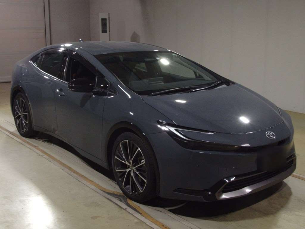 2023 Toyota Prius MXWH65[2]