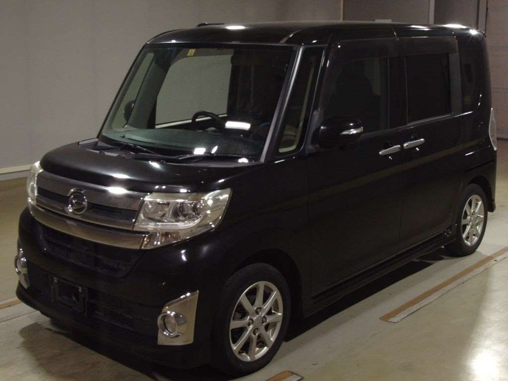 2015 Daihatsu Tanto Custom LA600S[0]