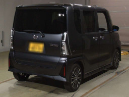 2023 Daihatsu Tanto Custom