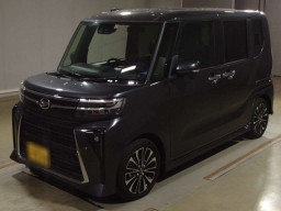 2023 Daihatsu Tanto Custom