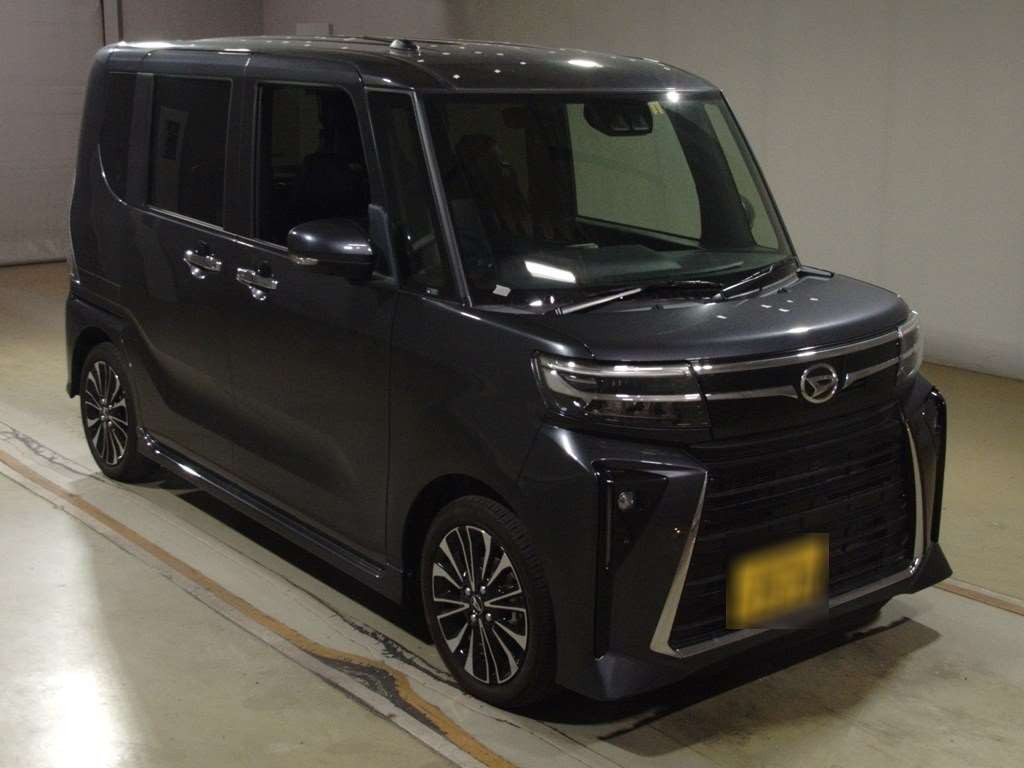 2023 Daihatsu Tanto Custom LA650S[2]