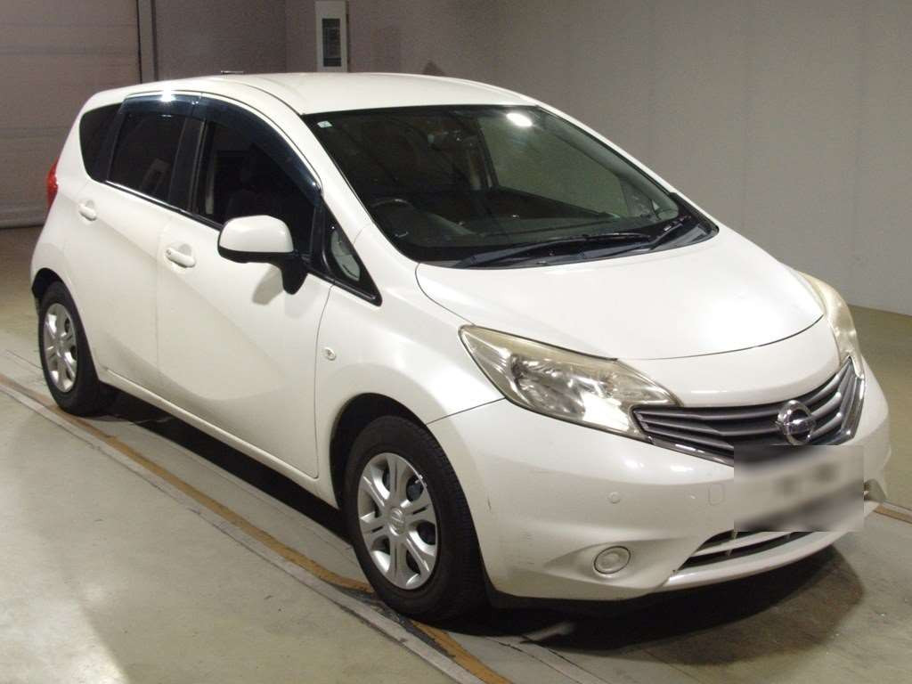 2013 Nissan Note E12[2]