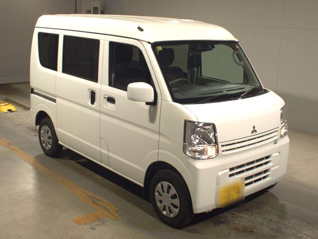 2023 Mitsubishi Minicab Van DS17V[2]