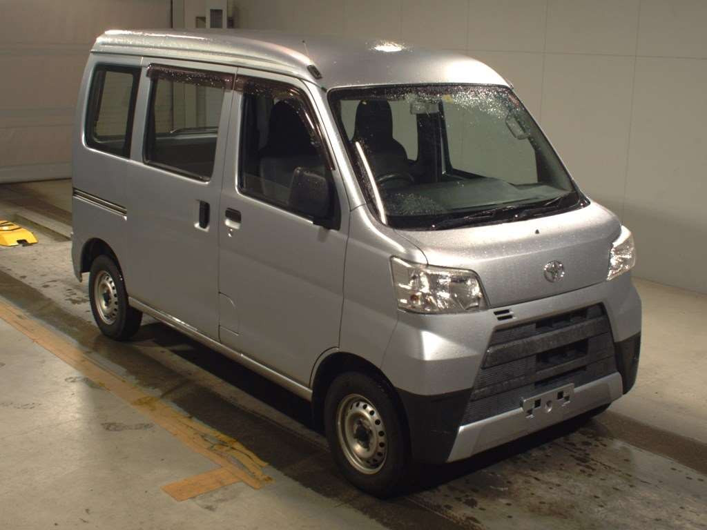 2018 Toyota Pixis Van S321M[2]