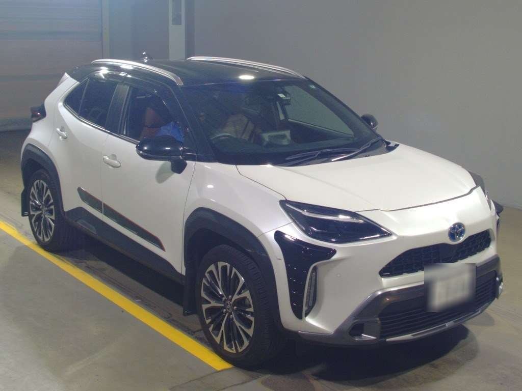 2023 Toyota YARIS CROSS MXPJ10[2]