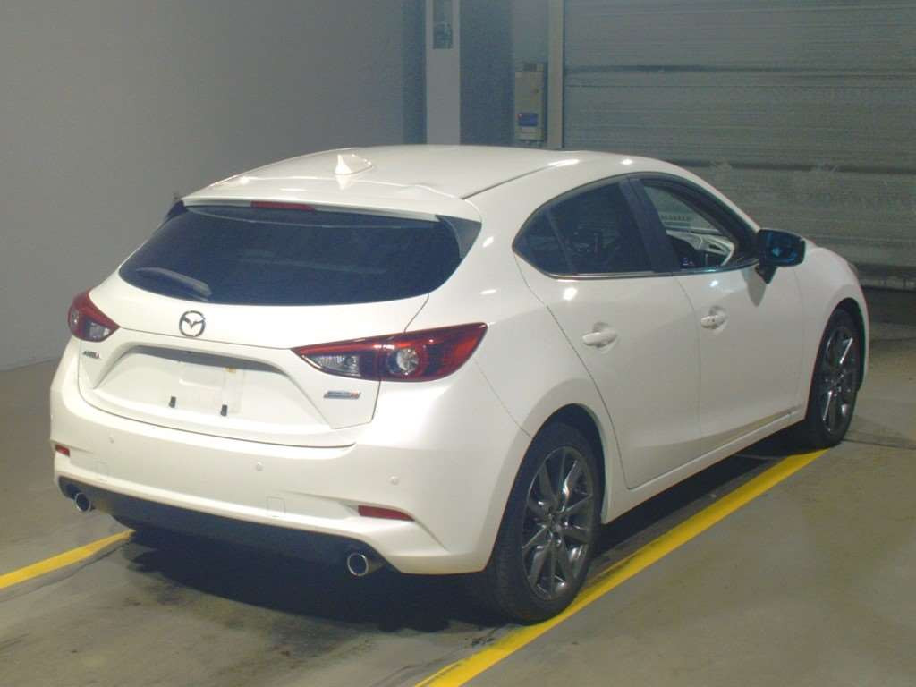 2017 Mazda Axela Sport BM2FS[1]