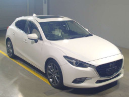 2017 Mazda Axela Sport