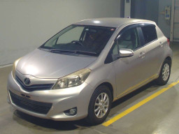 2011 Toyota Vitz