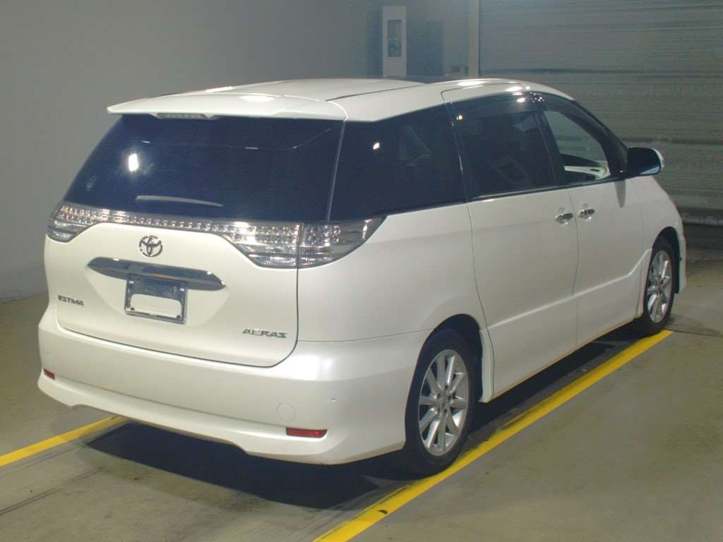 2011 Toyota Estima ACR50W[1]