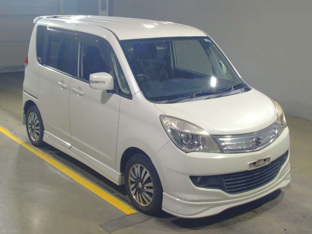 2012 Suzuki Solio MA15S[2]