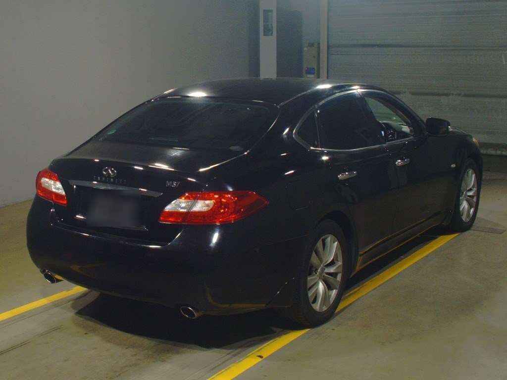 2010 Nissan Fuga KY51[1]