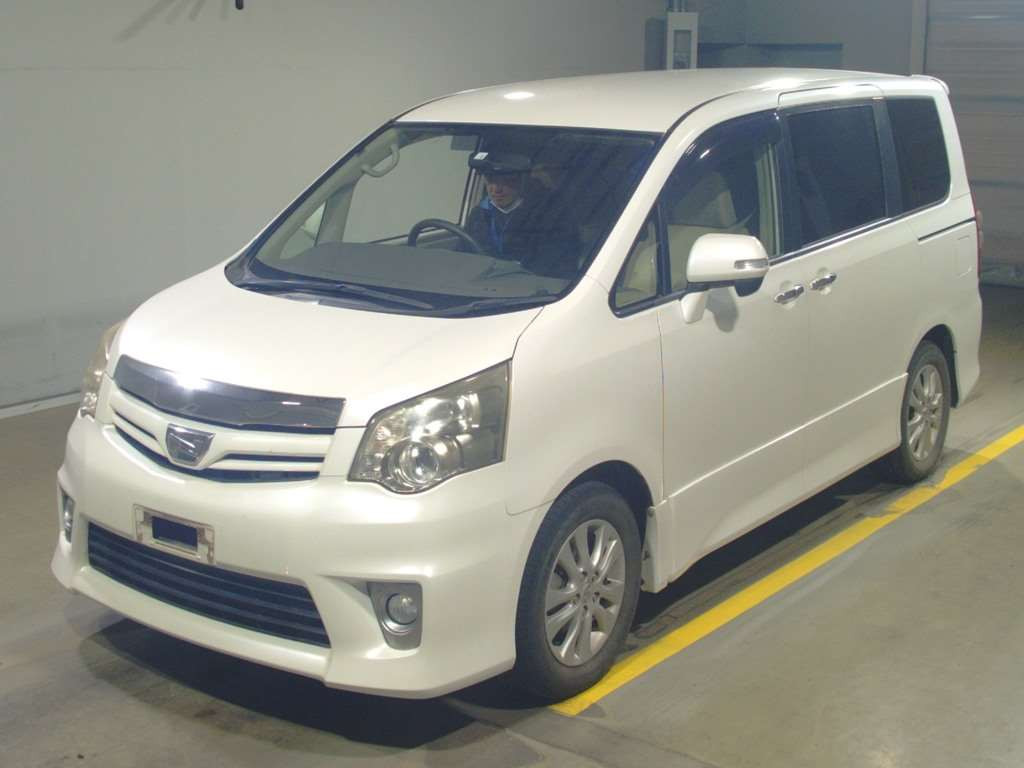 2012 Toyota Noah ZRR70W[0]