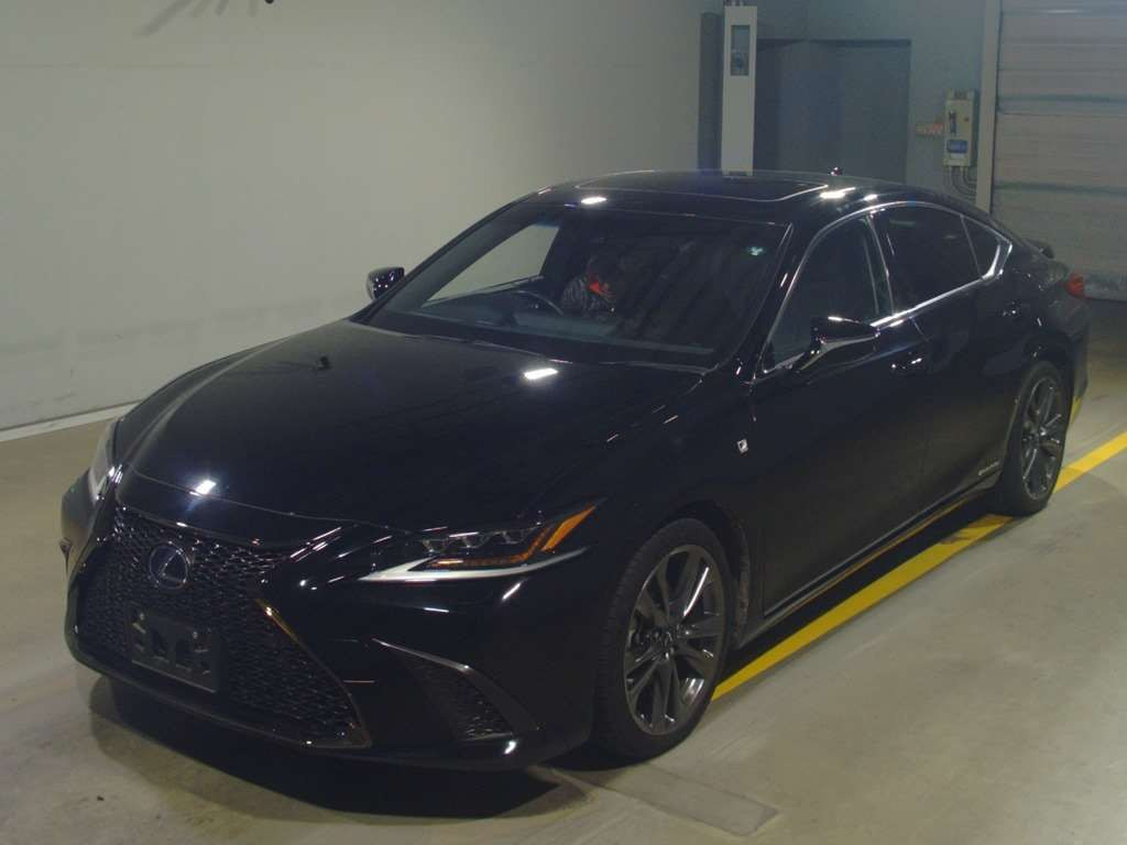 2019 Lexus ES AXZH10[0]