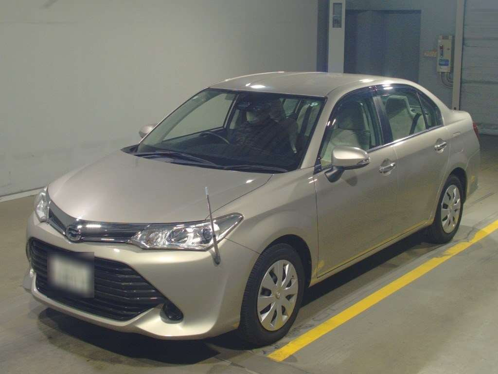 2016 Toyota Corolla Axio NRE161[0]