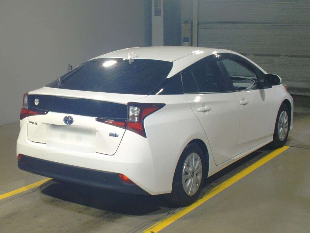 2021 Toyota Prius ZVW51[1]