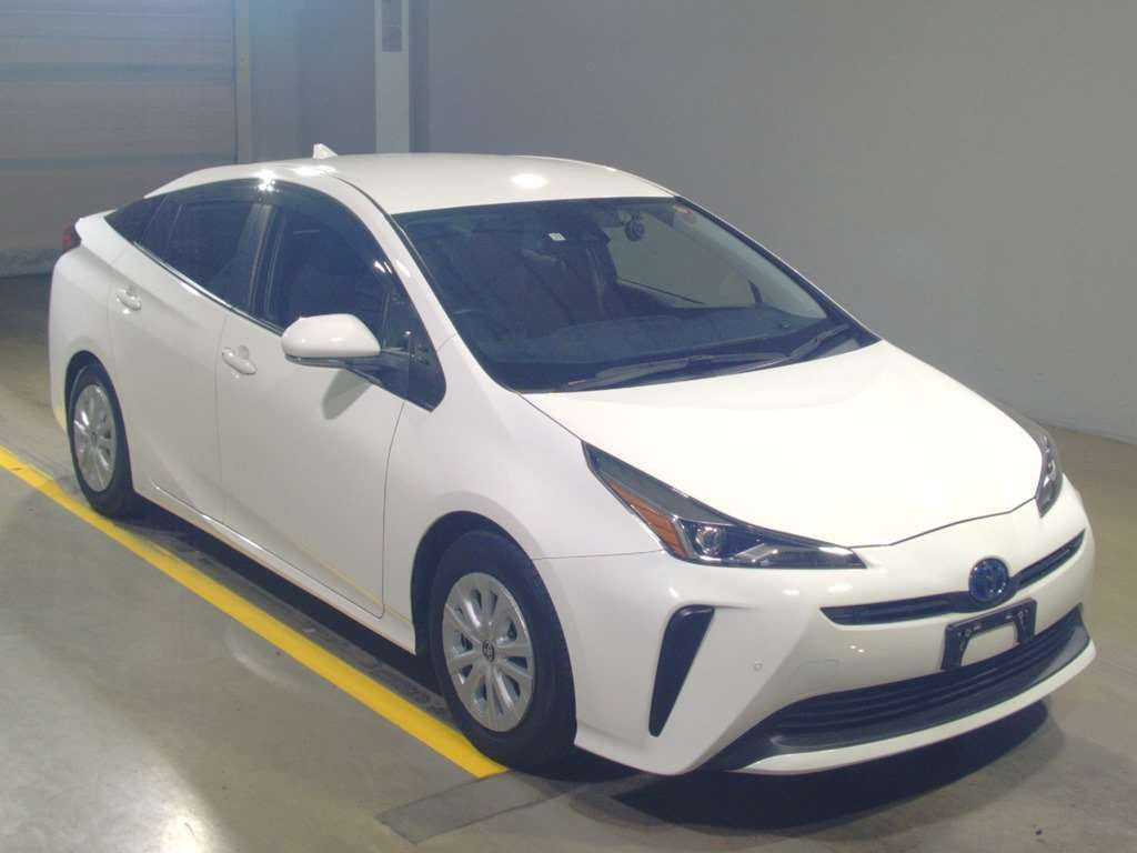 2021 Toyota Prius ZVW51[2]