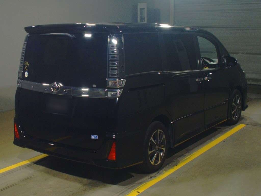 2021 Toyota Voxy ZRR80W[1]