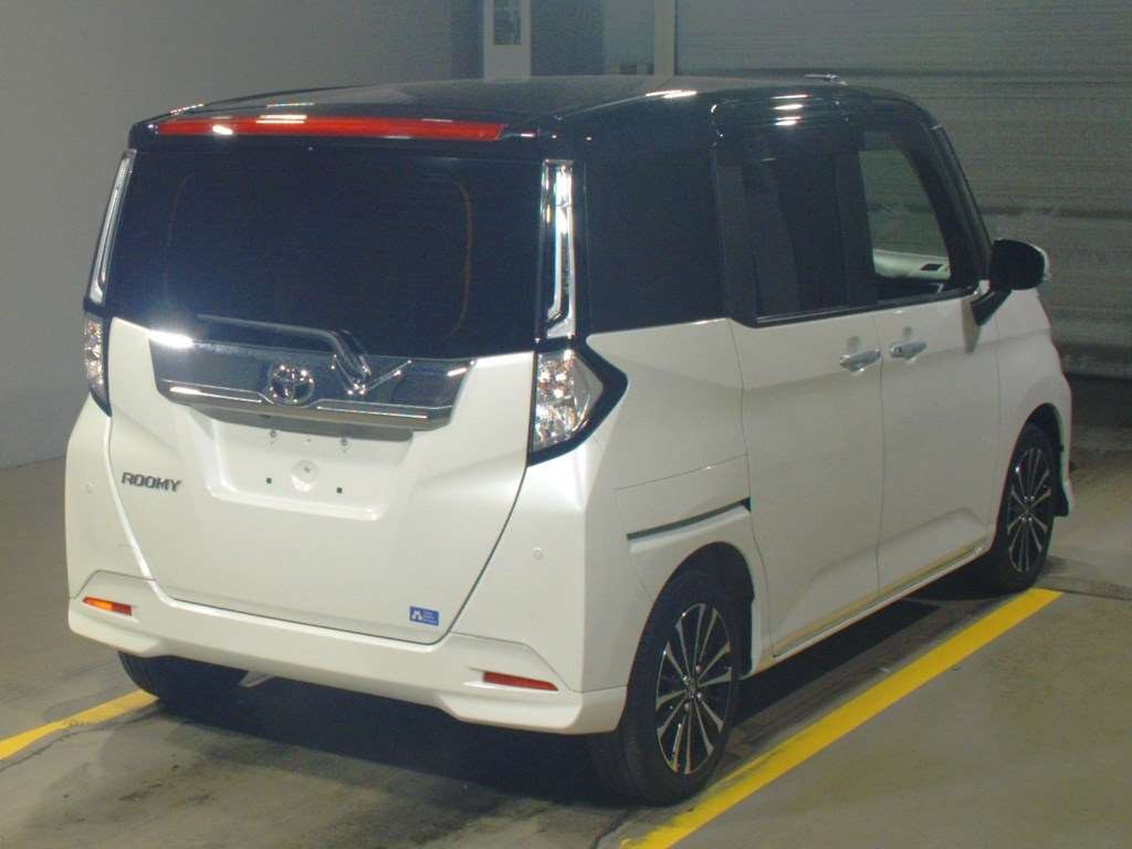 2021 Toyota Roomy M900A[1]