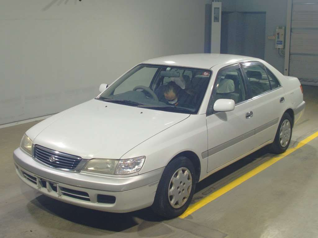 2001 Toyota Corona Premio AT211[0]