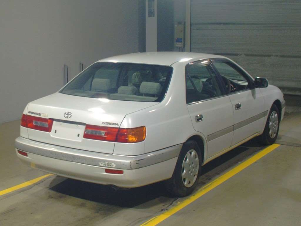 2001 Toyota Corona Premio AT211[1]