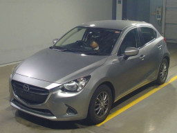 2016 Mazda Demio