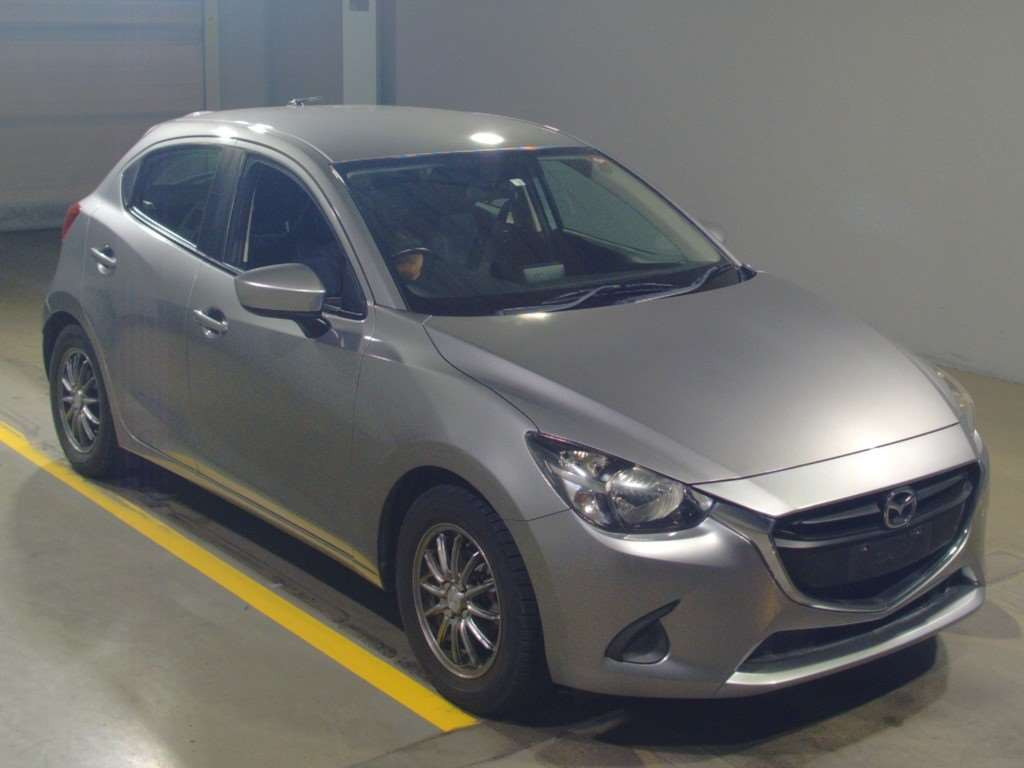 2016 Mazda Demio DJ3FS[2]