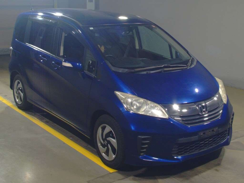 2015 Honda Freed GB3[2]