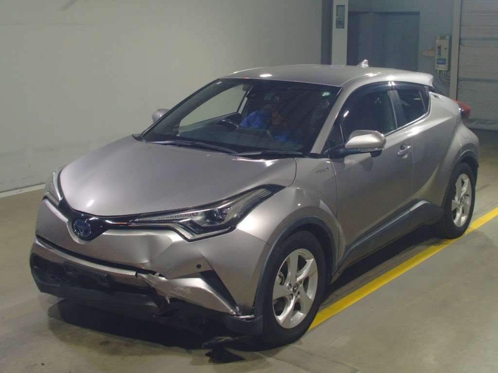 2019 Toyota C-HR ZYX10[0]