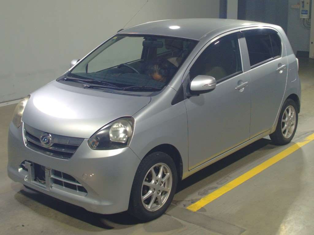 2011 Daihatsu Mira es LA300S[0]