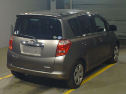 2006 Toyota Ractis