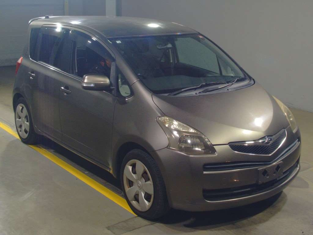 2006 Toyota Ractis NCP100[2]