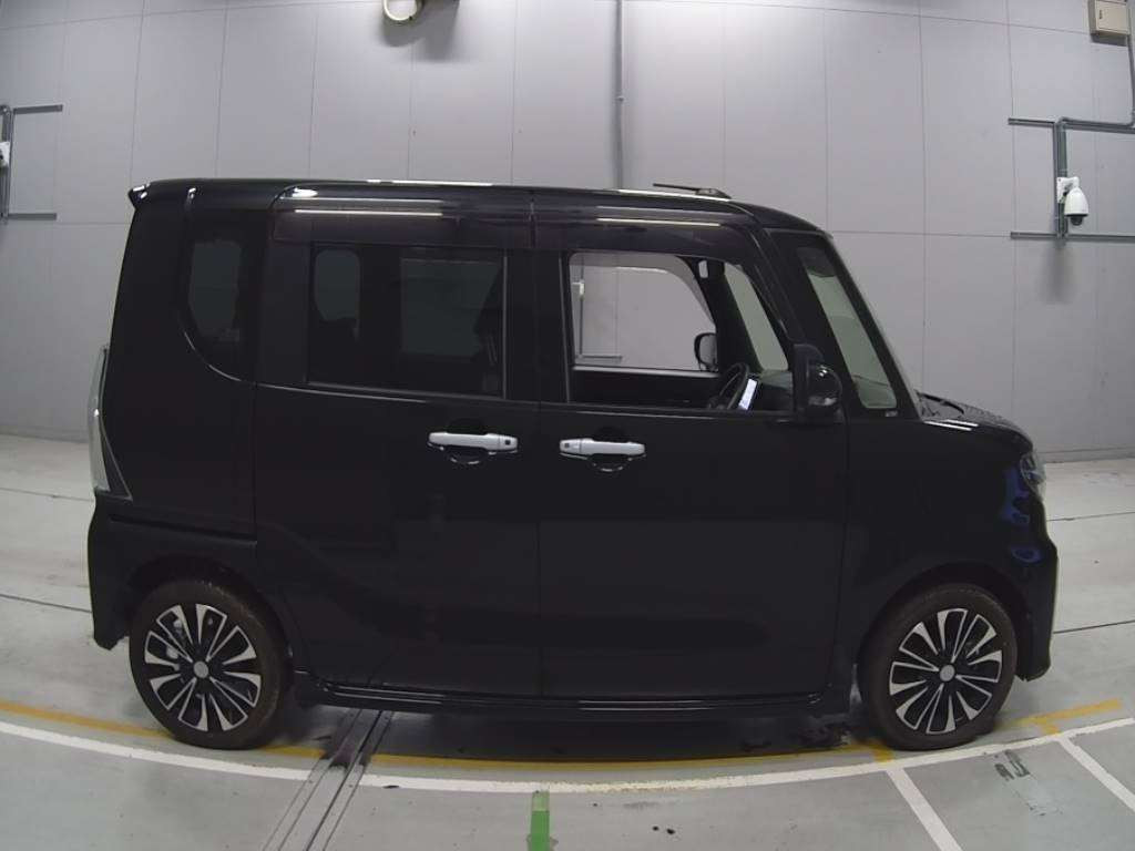 2019 Daihatsu Tanto Custom LA660S[2]