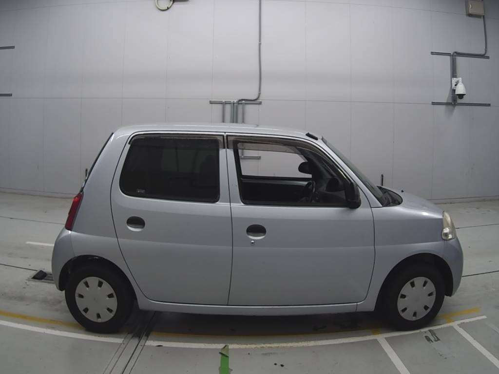 2009 Daihatsu Esse L235S[2]